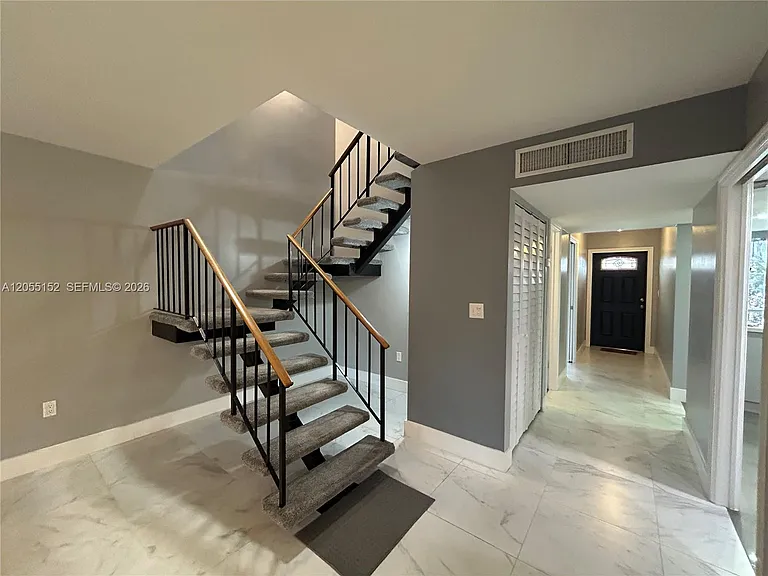 14110 Kendale Lakes Cir — Photo 39