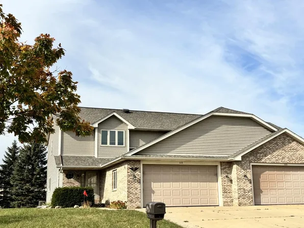 1018 Autumn DRIVE #1, West Bend, WI 53090