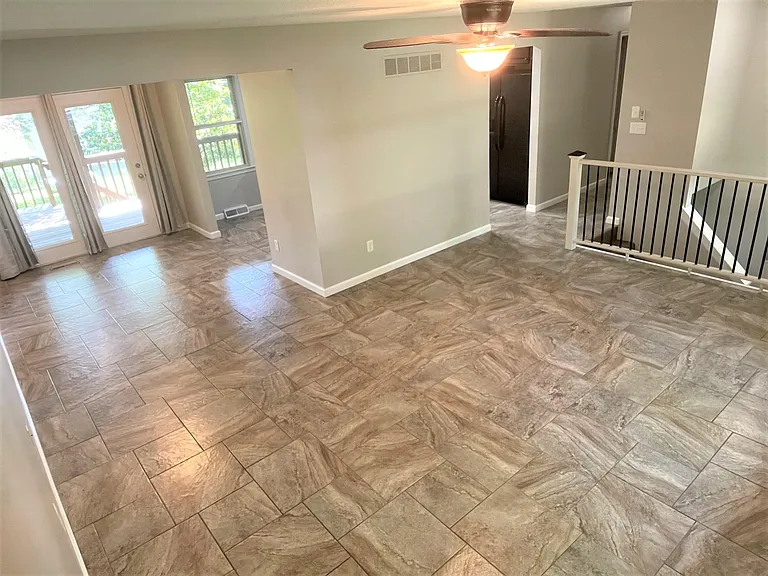 14585 Red Rock Dr — Photo 5