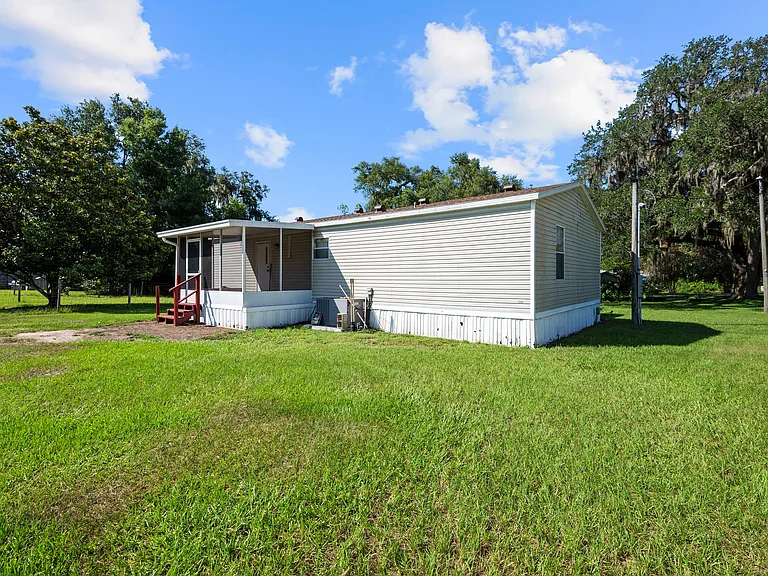 39937 River Rd — Photo 25