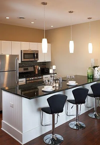 McKay Tower Furnished Apartments — Photo 19