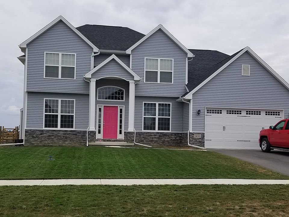 1st image of 24981 Saddle Horn Dr