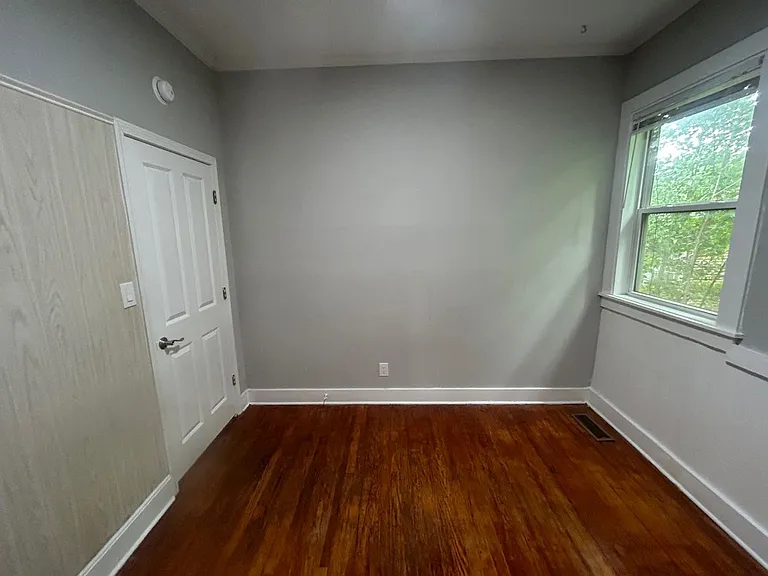 753 Center St #6 — Photo 9