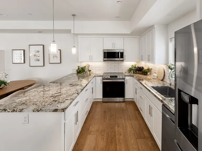 6988 S Brookhill Dr — Photo 15