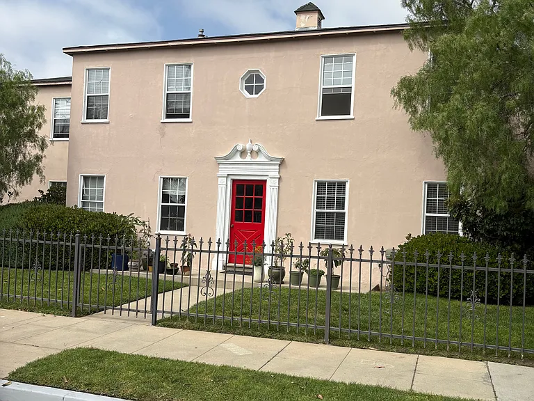 1802 Ocean Park Blvd — Photo 5