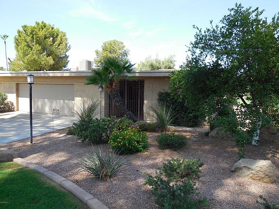 Exterior view at end of cul-de-sac.