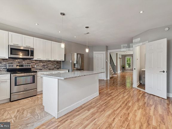 2nd image of 7339 Ogontz Ave
