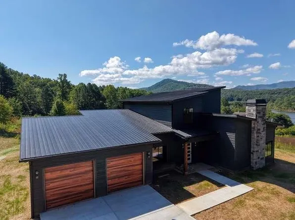 1458 Montana Ln, Hiawassee, GA 30546