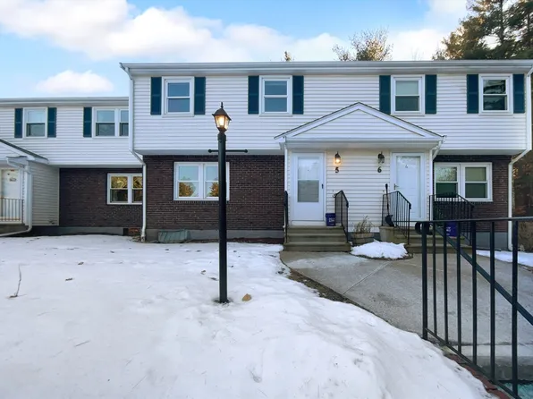 145 Burt St APT 5, Norton, MA 02766