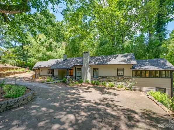 300 Grady Ave, Tryon, NC 28782