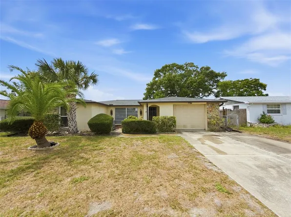 7230 Westcott Dr, Port Richey, FL 34668