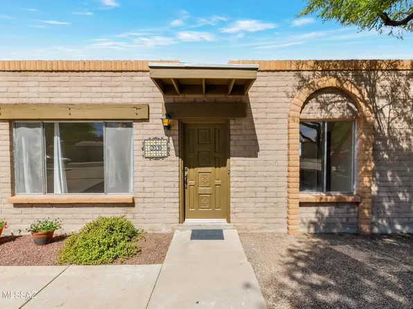 8351 E Camarillo Dr, Tucson, AZ 85730