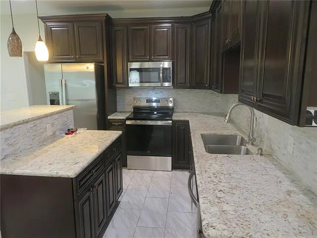 3133 Louisiana Avenue Pkwy — Photo 5