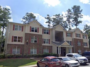 1202 Fairington Village Dr, Lithonia, GA 30038