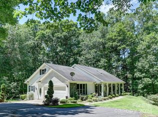 21 Kari Cir, Candler, NC 28715