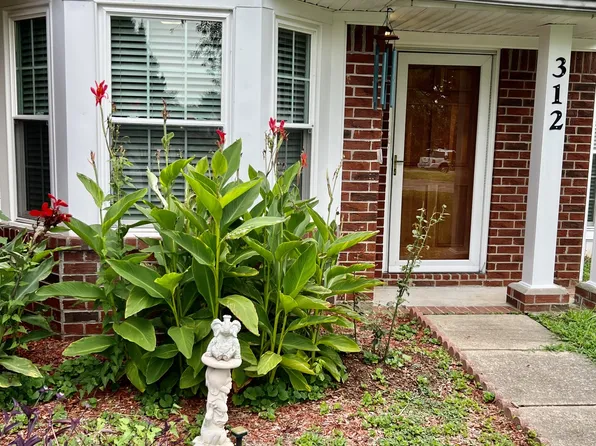 312 Aaronwood Ct, Old Hickory, TN 37138