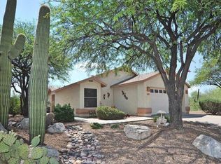 1160 N Falcon Ridge Dr, Tucson, AZ 85745