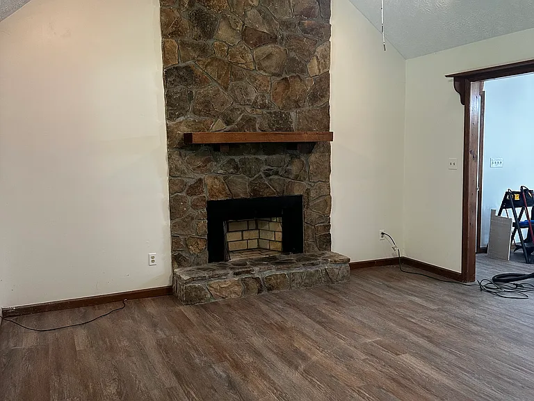 14 Country Ln — Photo 10