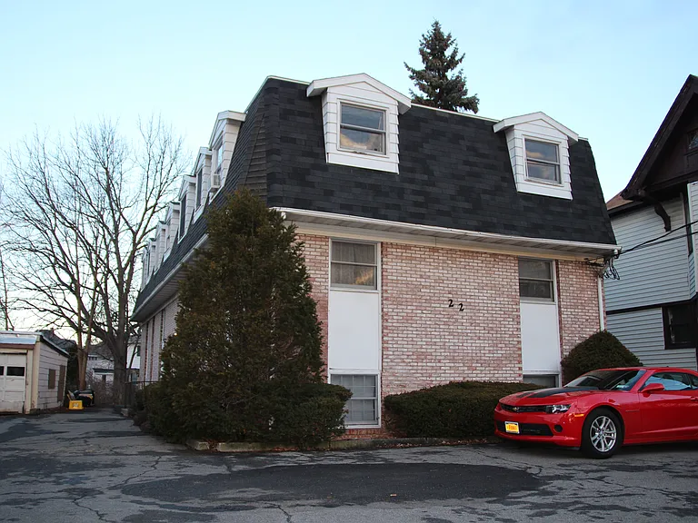 22 Floral Ave #6 — Photo 1