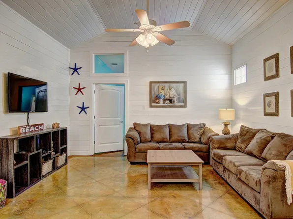 2212 State Highway 361 #Id1023186p, Pt Aransas, TX 78373