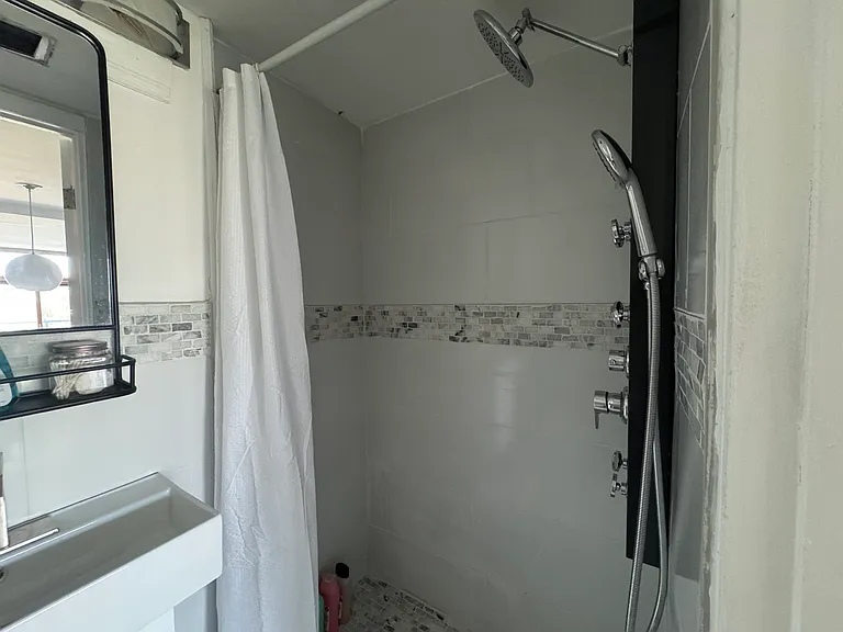 261 Park Ave #3 — Photo 31