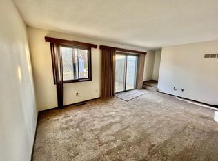 911 40th St NW #1, Rochester, MN 55901