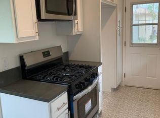 2534 N Buena Vista St, Burbank, CA 91504
