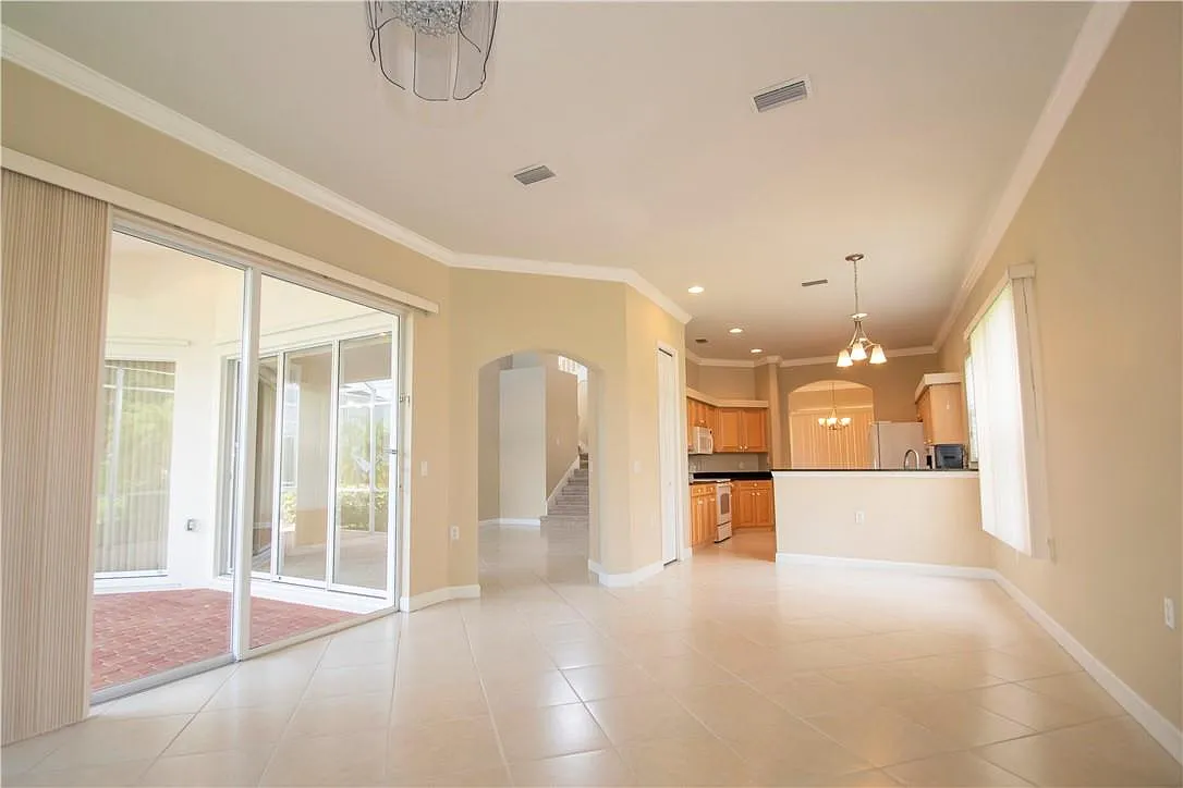 3327 Sandpiper - 1 — Photo 3