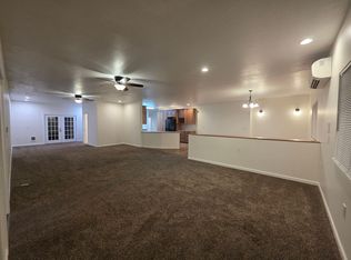 1890 17th St, Springfield, OR 97477