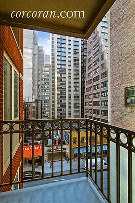 Sold by Corcoran | media 4