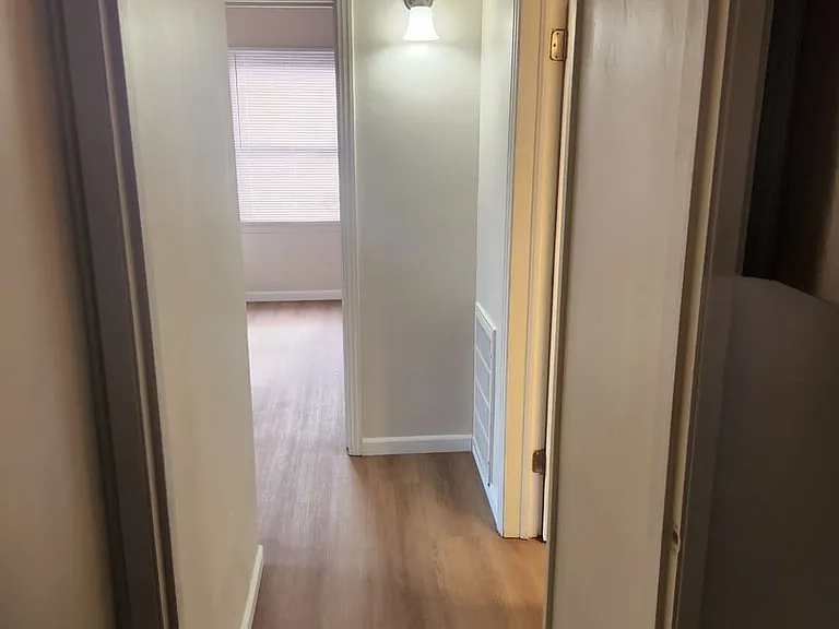 1433 Sequoia Ave — Photo 8