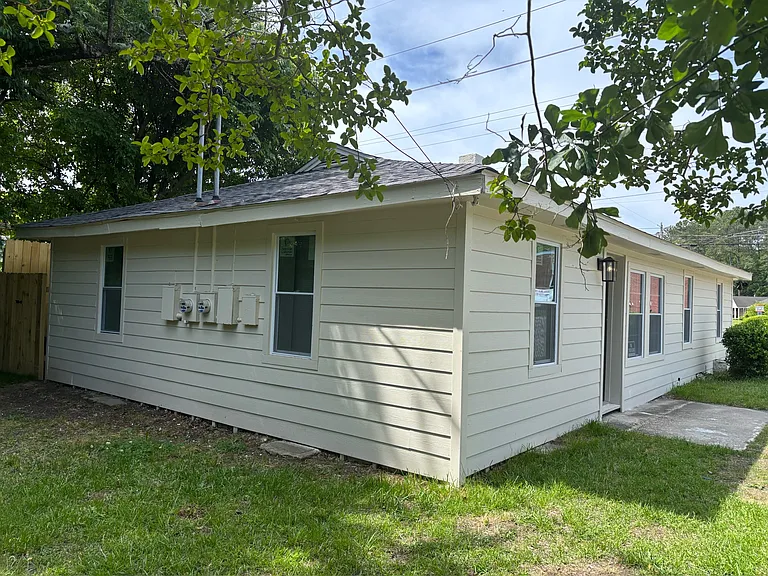 2212 Murchison Rd #B — Photo 18
