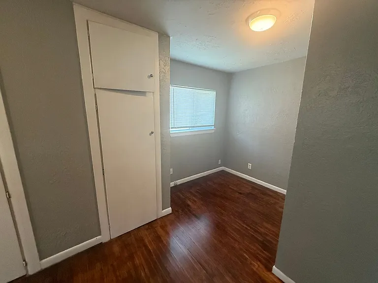 529 S Ponca — Photo 7