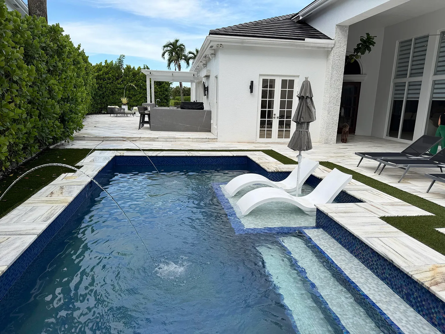 5 bed, 5.0 bath, 4916 sqft, $28,900 — Photo 3