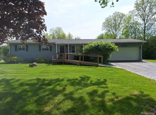 1328 Iva St, Burton, MI 48509