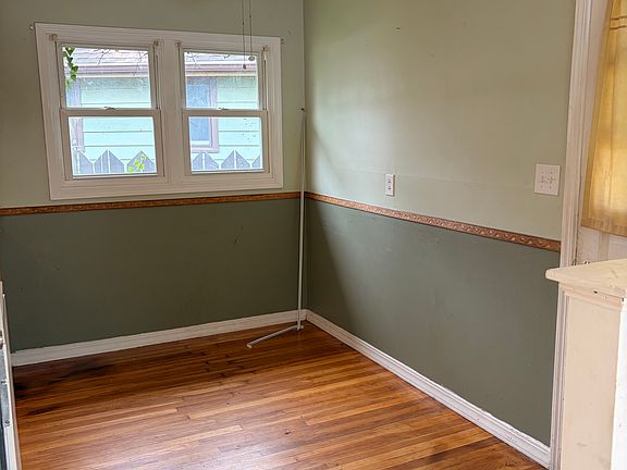 5th image of 2429 Acorn Dr
