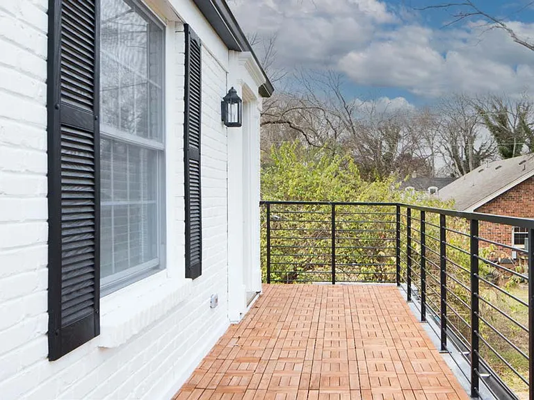 203 Leake Ave — Photo 5