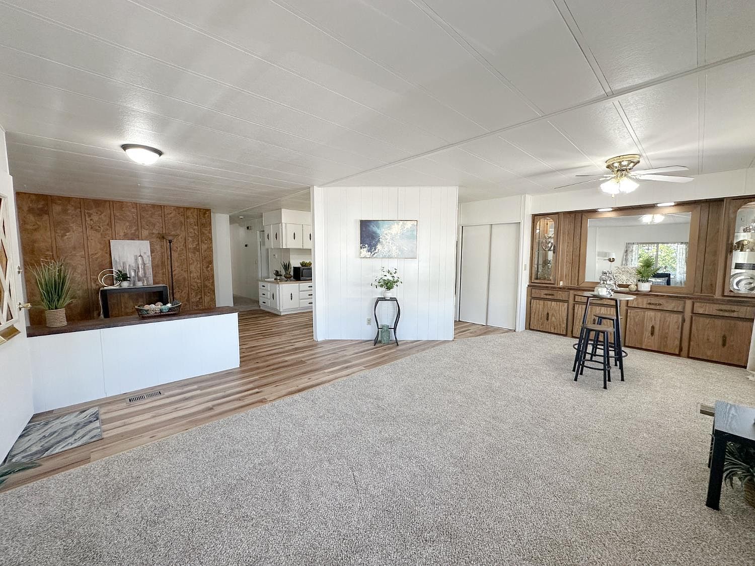 8点 77194 Lauppe Ln, Citrus Heights, CA 95621 | Zillow
