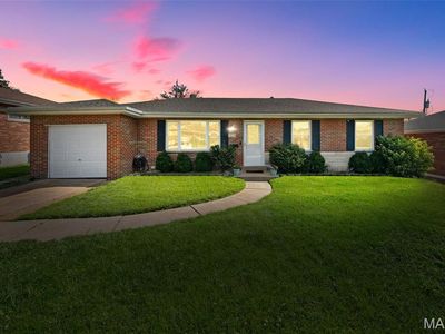 4151 Fabian Dr, Saint Louis, MO, 63125
