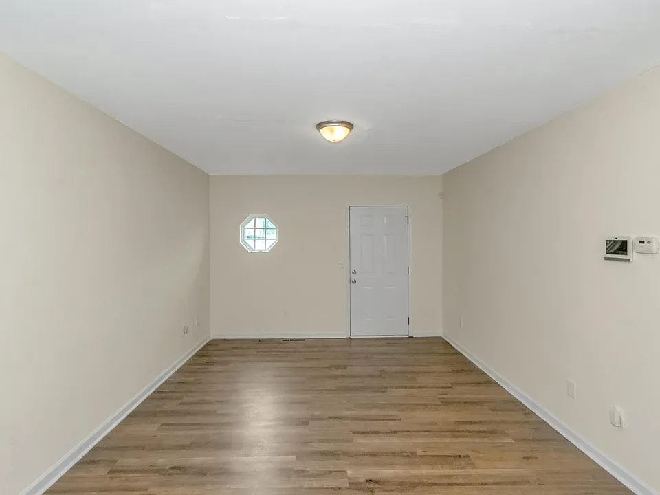 Unit Photo