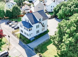 14 Borden St, Pawtucket, RI 02861