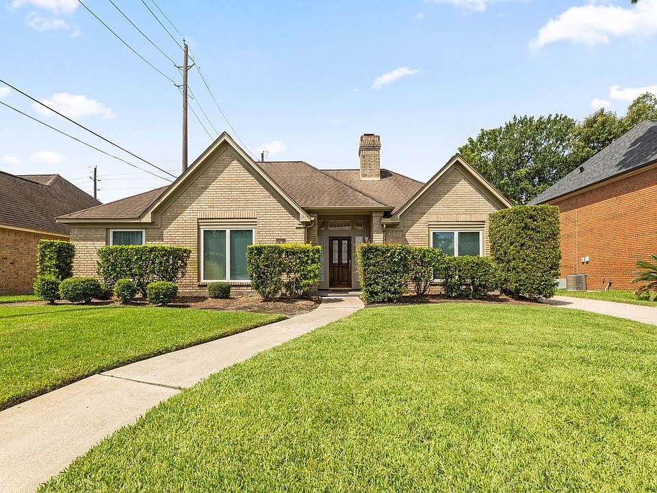 1st image of 19611 Atasca Oaks Dr