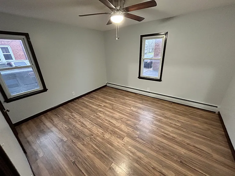3846 S Park Ave #4 — Photo 3