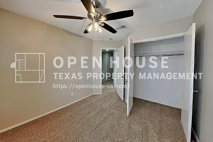 6703 Olivewood Dr — Photo 17