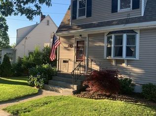 328 South St, Quincy, MA 02169