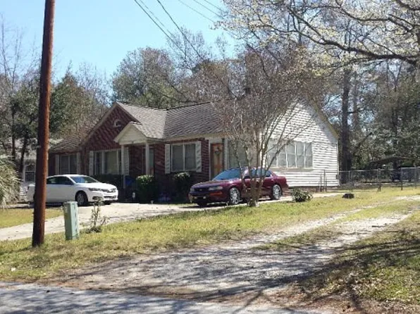 67 Willow Dr, Sumter, SC 29150