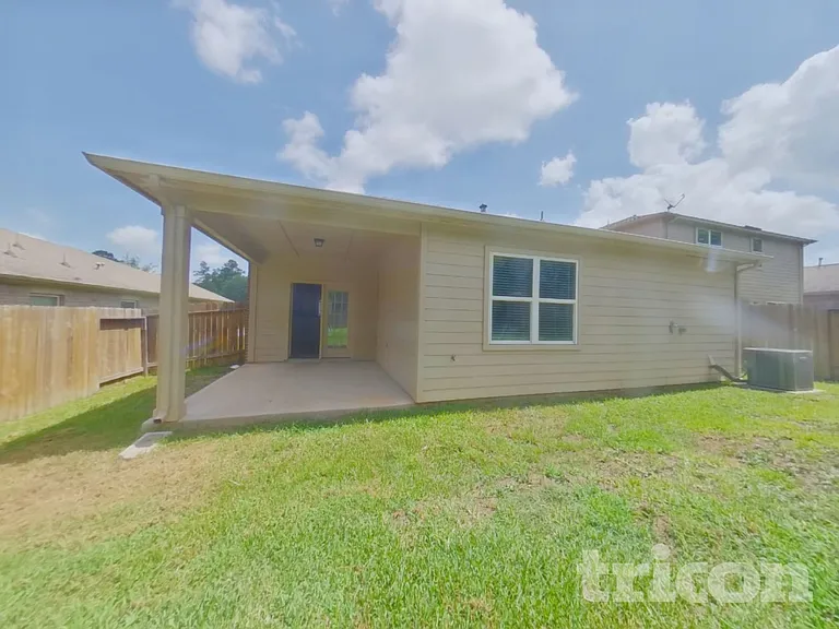 7526 Fettle Ln — Photo 17