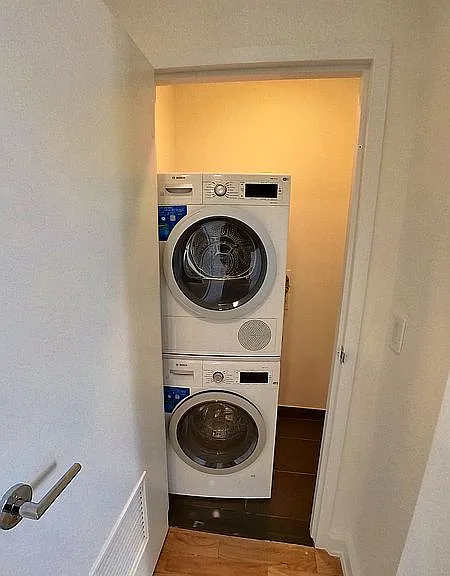 3 Revere Ct #2704 — Photo 3