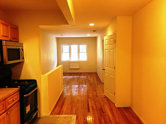 Rented by Sam Management Group, LLC | media 14