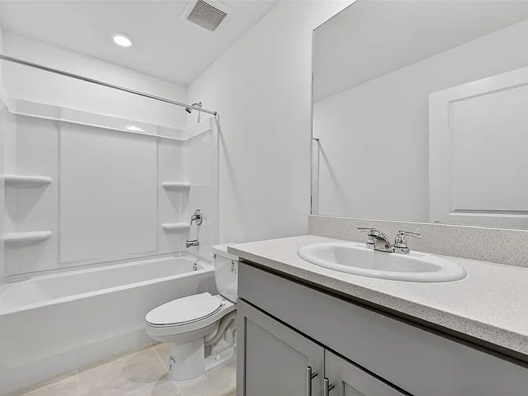 10761 Eclipse St — Photo 27